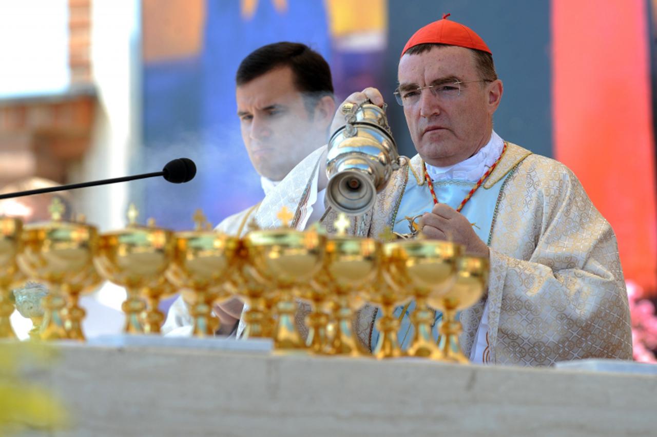 '15.08.2011. Marija Bistrica , Svetiste Majke Bozje Bistricke - Proslava blagdana Velike Gospe  u Svetistu Majke Bozje Bistricke, koju je predvodio kardinal Josip Bozanic  . Photo: Daniel Kasap/PIXSEL
