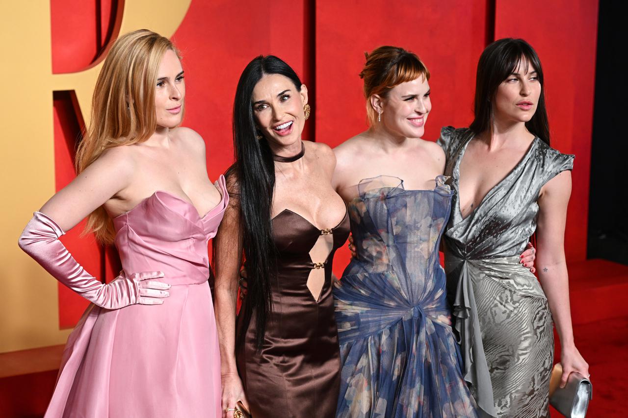 Vanity Fair Oscar Party - Los Angeles