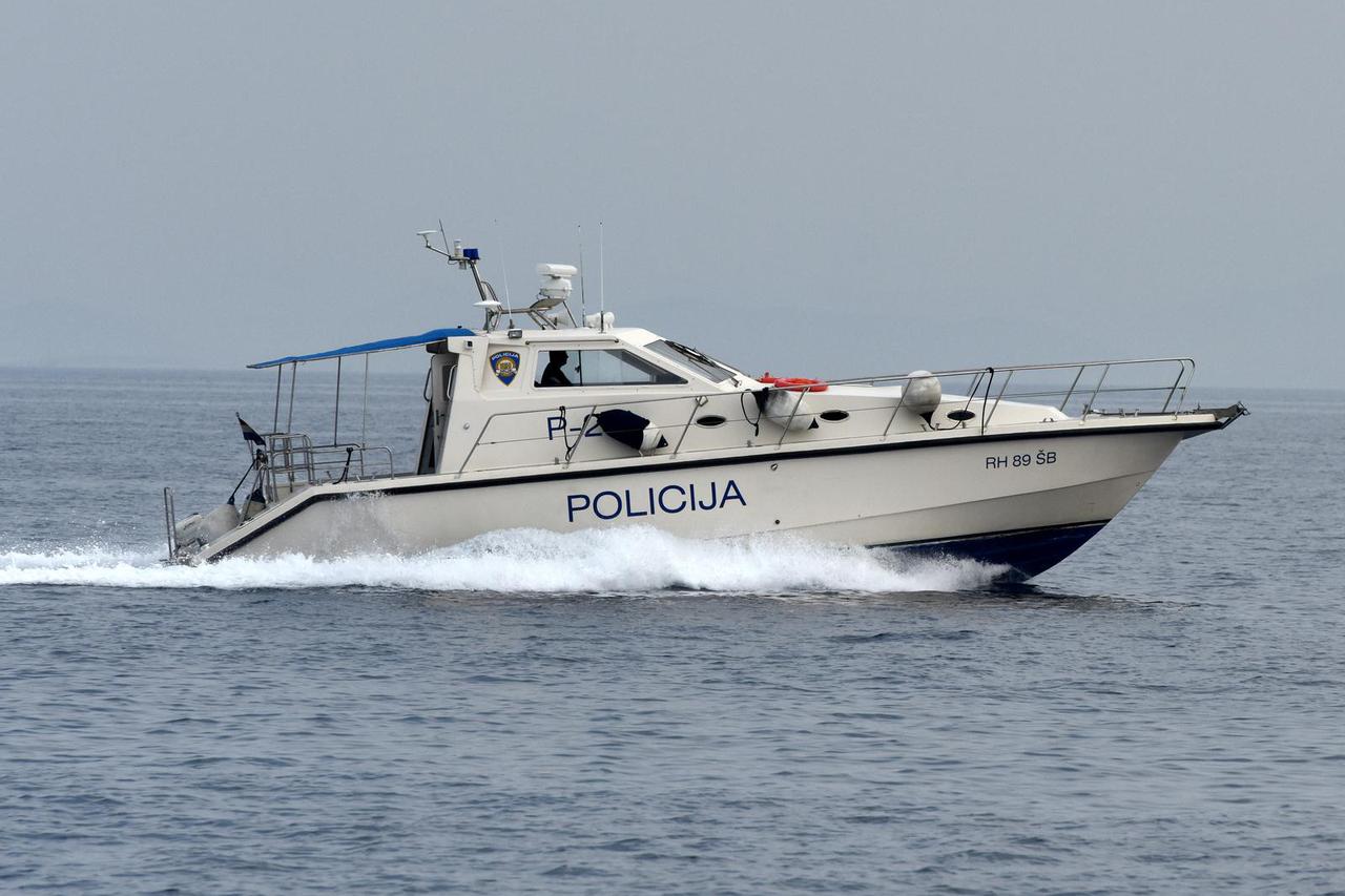 Pomorska policija u ophodnji