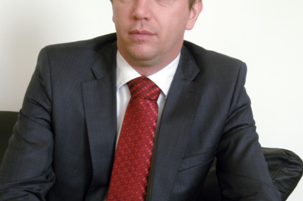 'OLYMPUS DIGITAL CAMERA         '