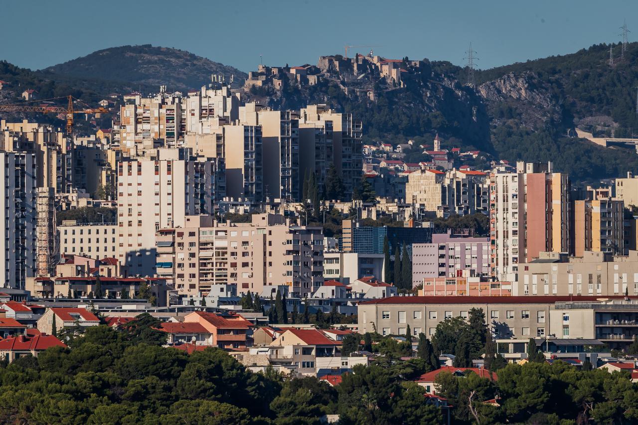 Pogled na Split i Klis 