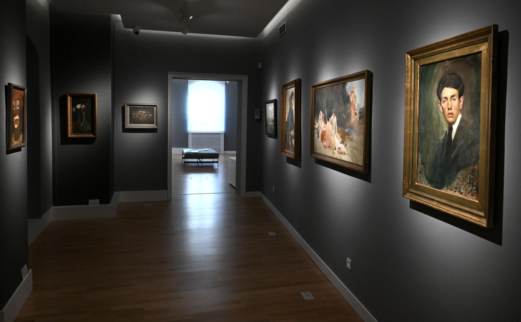 Trenutačno je tamo izloženo 18 djela zbirke Kviz