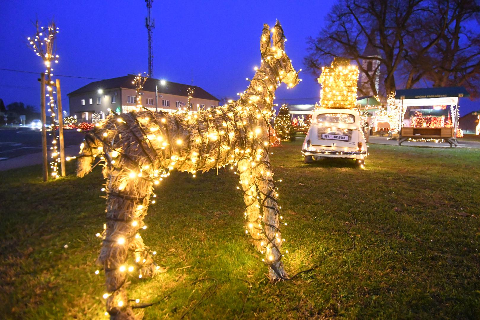 Mještani mogu biti ponosni na svečani ugođaj koji sada krasi njihovo mjesto. 