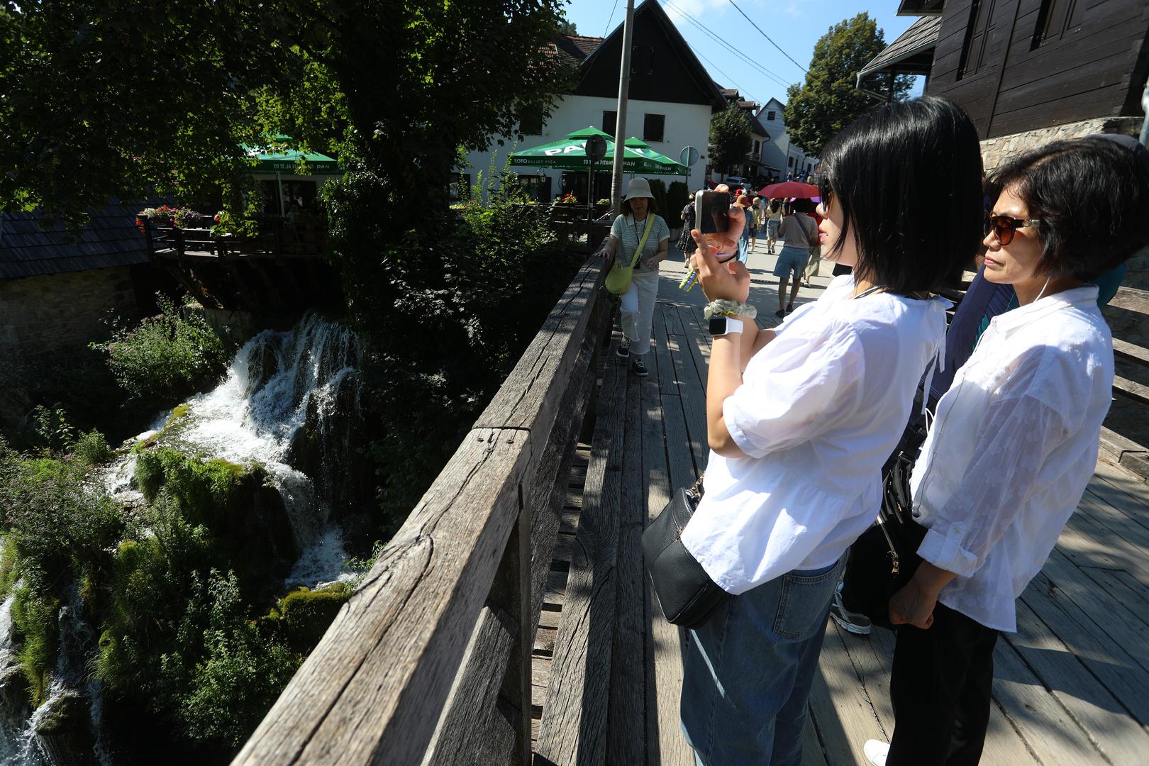 U visokoj konkurenciji, među gotovo 260 prijava iz više od 60 zemalja, Grad Slunj je izabran za jedno od najboljih turističkih sela.