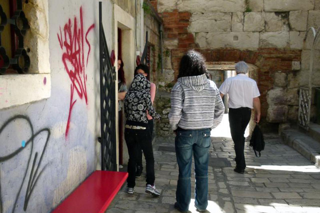 SPLASH,KARANOV SIN (1)