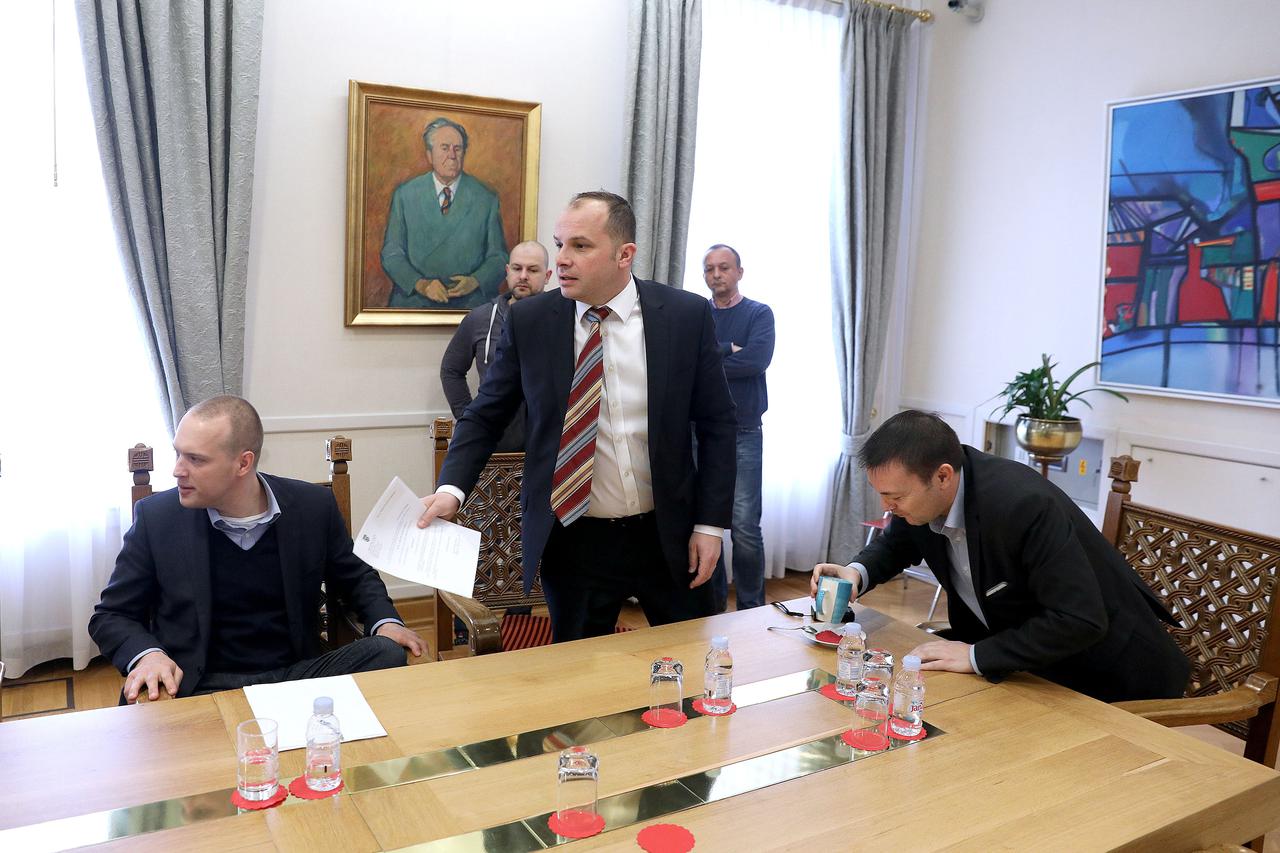 Zastupnici SDP-a napustili sjednicu Odbora za Ustav, Poslovnik i politički sustav