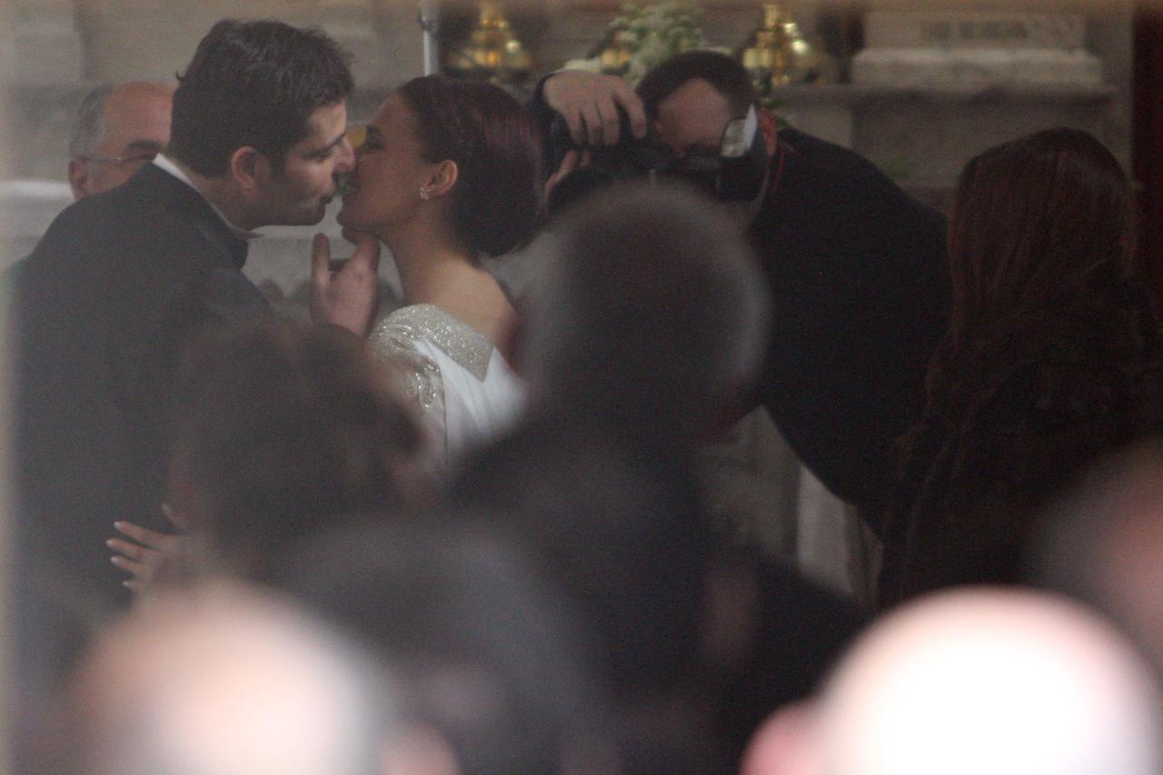 ARHIVA: 2013. Ku?ine: Vjen?anje Roberta Kurbaše i Kristine Matkovi?