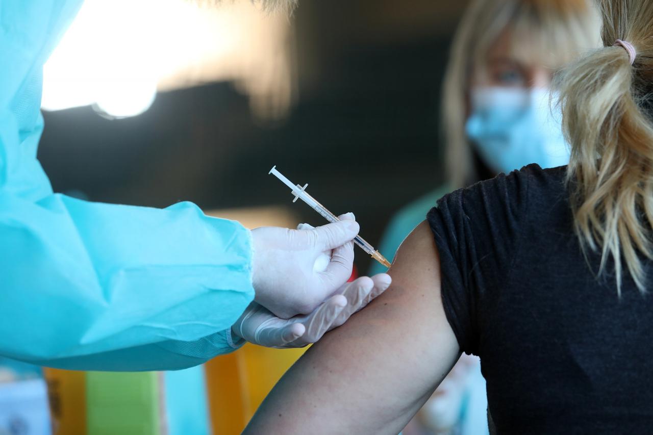 U sportskom centru Zamet počelo masovno cijepljenje gradjana