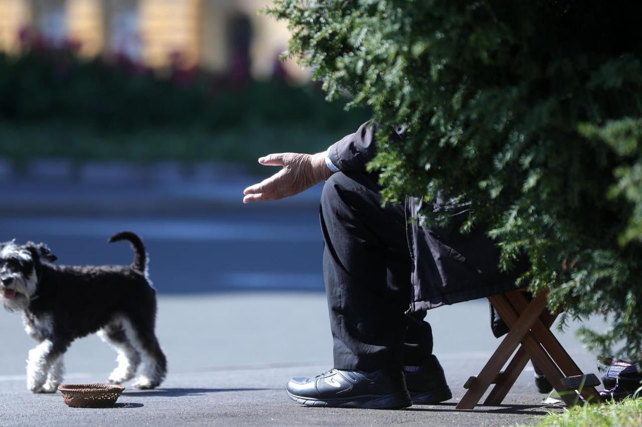 Zagreb: Na gradskim ulicma sve je više prosjaka