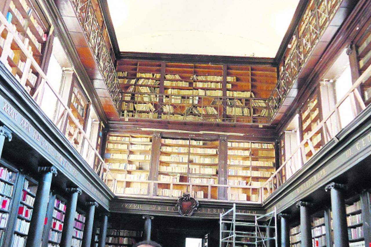 knjižnica, Palermo