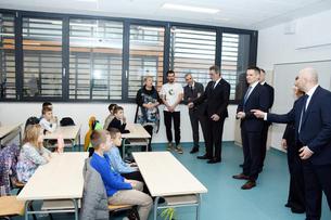 U novoj školi u Galdovu 19 učionica, knjižnica i dvorana za 280 đaka