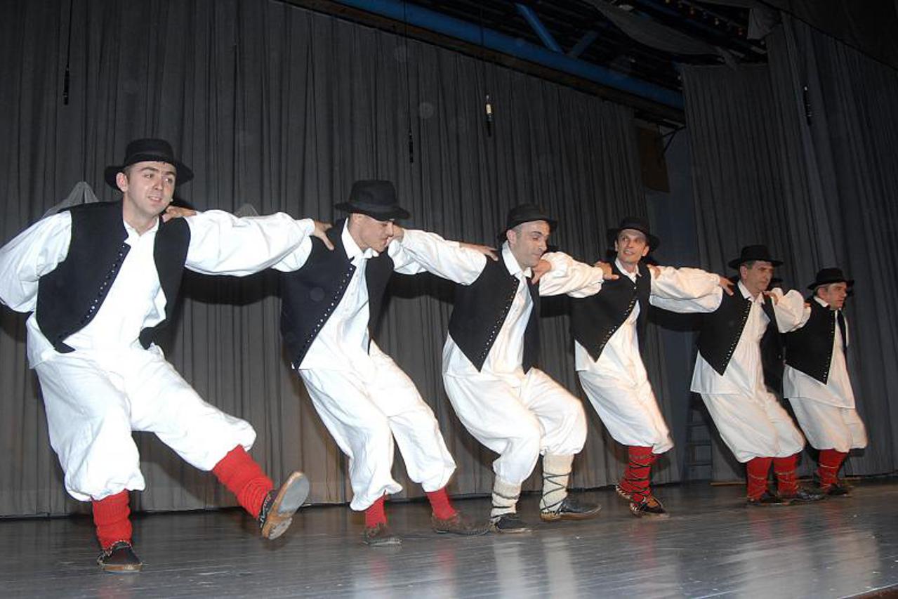 folklor Ivan Goran Kovačić