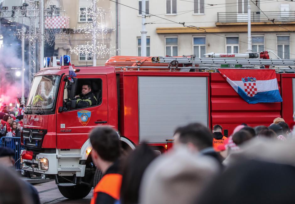 Za Svečani doček hrvatske nogometne reprezentacije na Trgu spremni su i vatrogasci i policija
