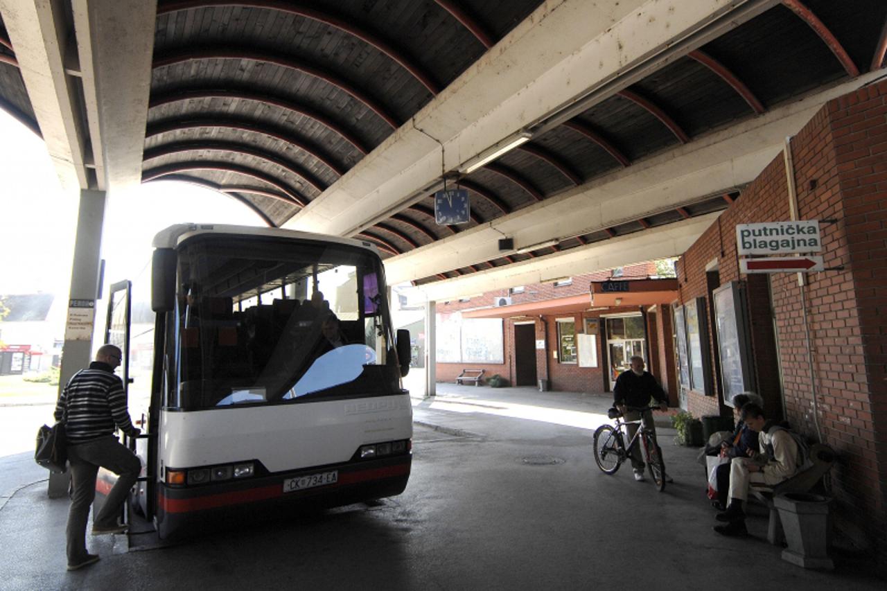 '23.09.2010., Cakovec- Dozupan Matija Posavec najavio drasticno pojeftinjenje autobusnog prijevoza. ILUSTRACIJA. Photo: Vjeran Zganec-Rogulja/PIXSELL'