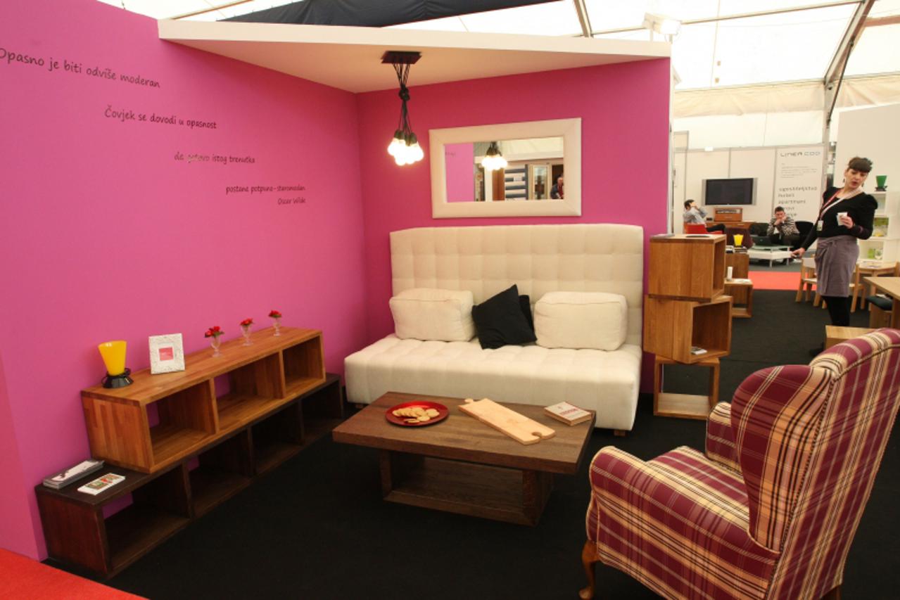 'Split.03.03.2011. Hrvatski dizajneri namjestaja izlozili su svoje ideje na sajmu GAST na splitskom Znjanu. Zanimanja za njihove proizvode nije nedostajalo. Photo: Ivo Cagalj/PIXSELL'