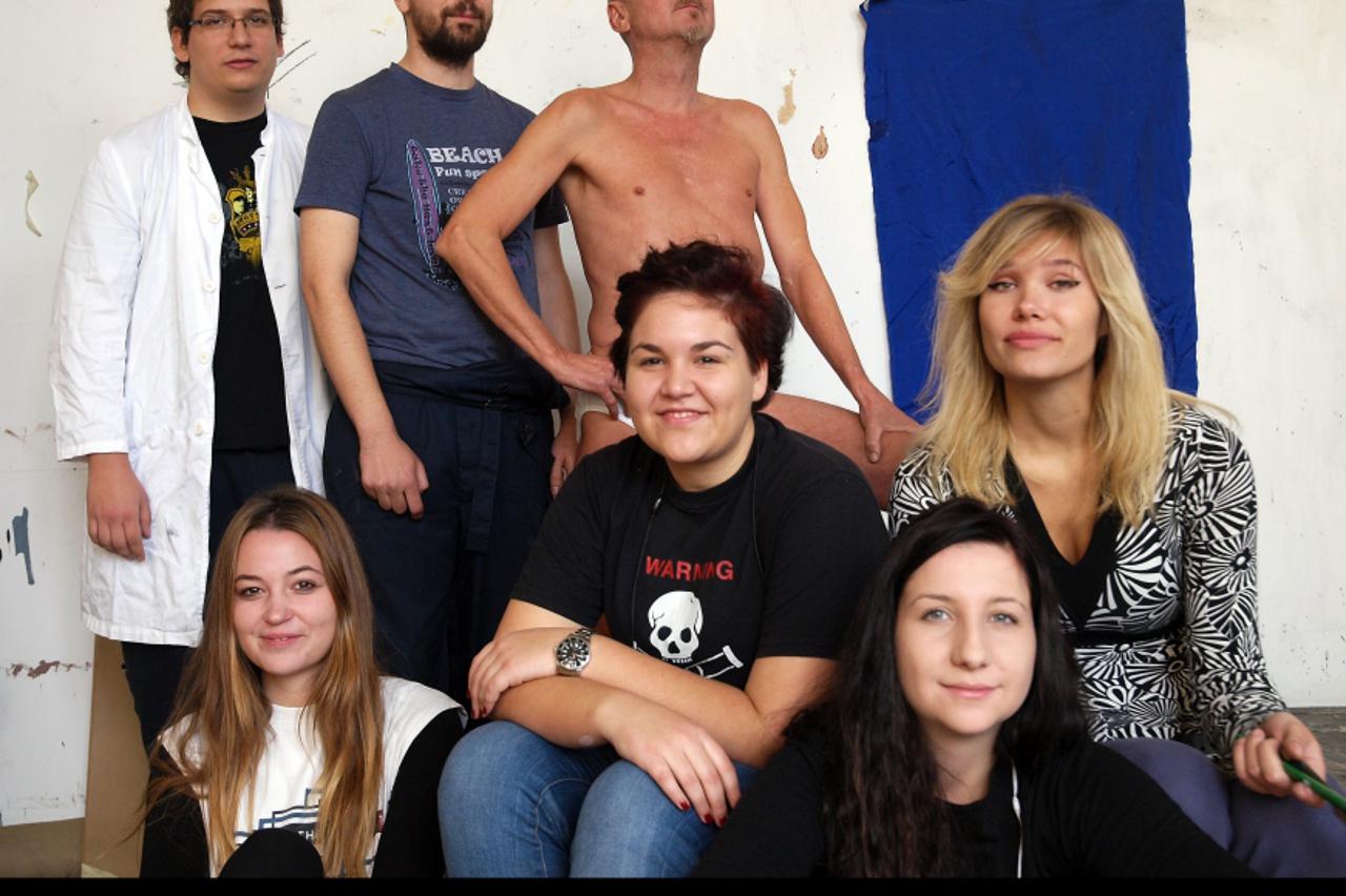akt