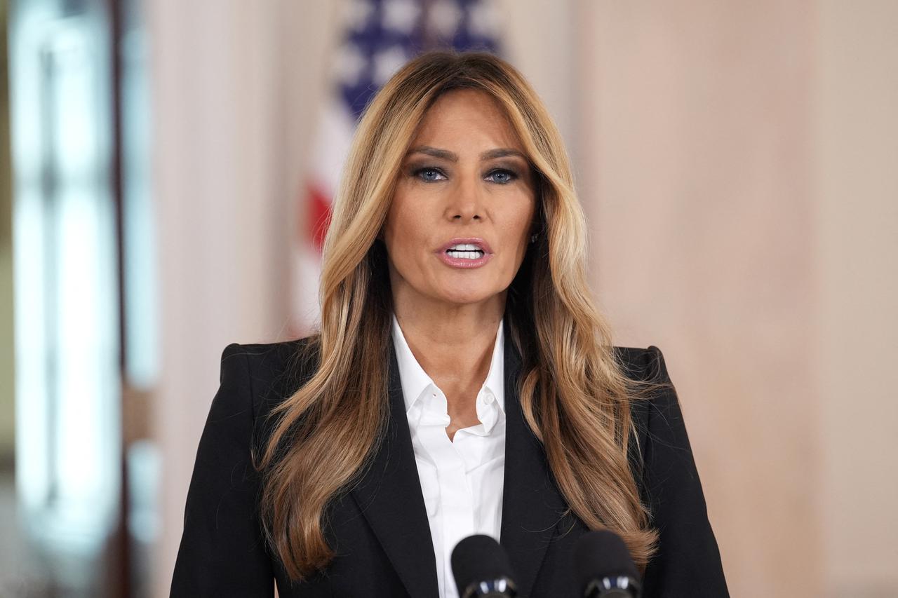 Prva dama SAD-a Melania Trump  govorila o komunikaciji s ruskim predsjednikom Vladimirom Putinom o ukrajinskoj djeci
