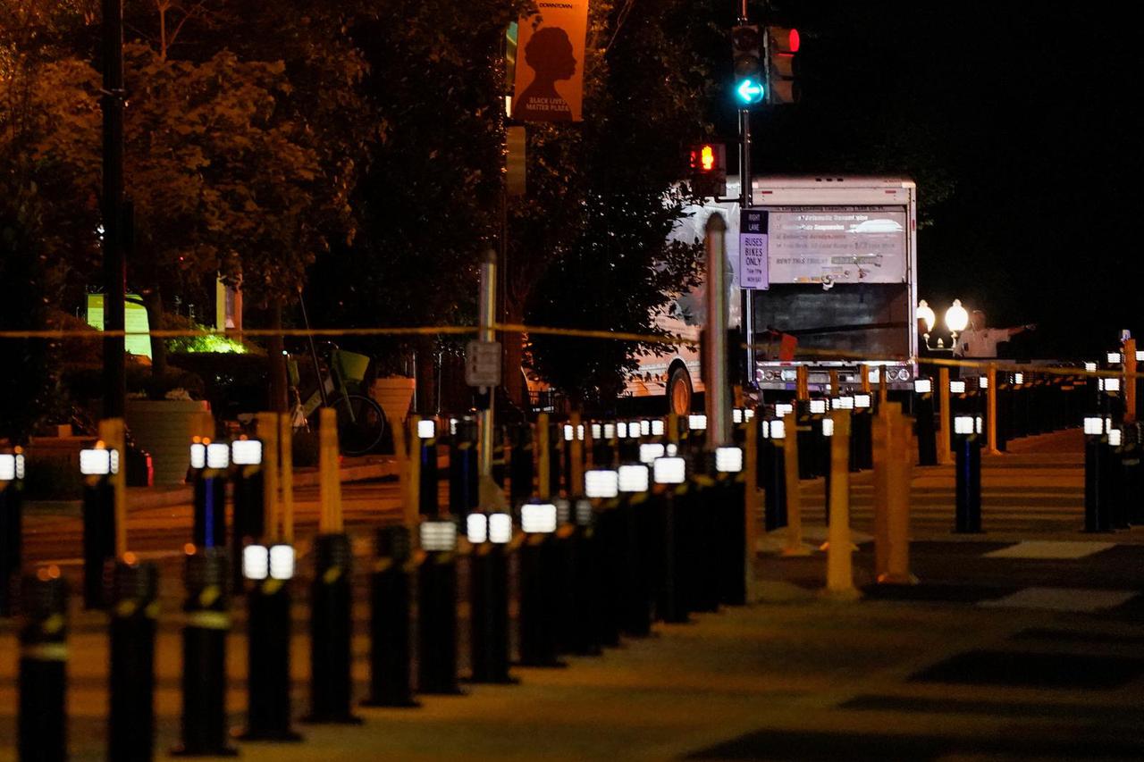 Box truck crashes into security barriers near White House