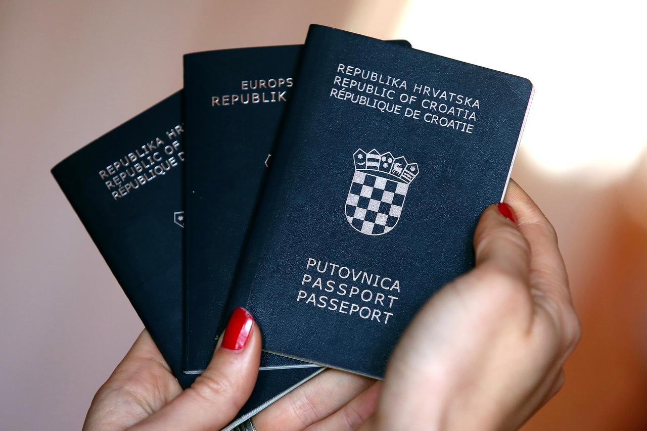 hrvatska putovnica