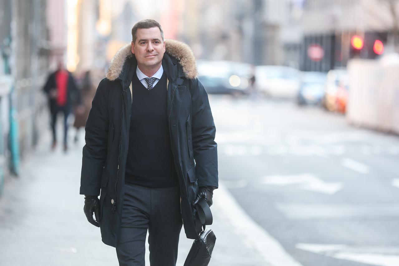 Zagreb: Dolazak članova HDZ-a na sjednicu Predsjedništva i Nacionalnog odbora HDZ-a