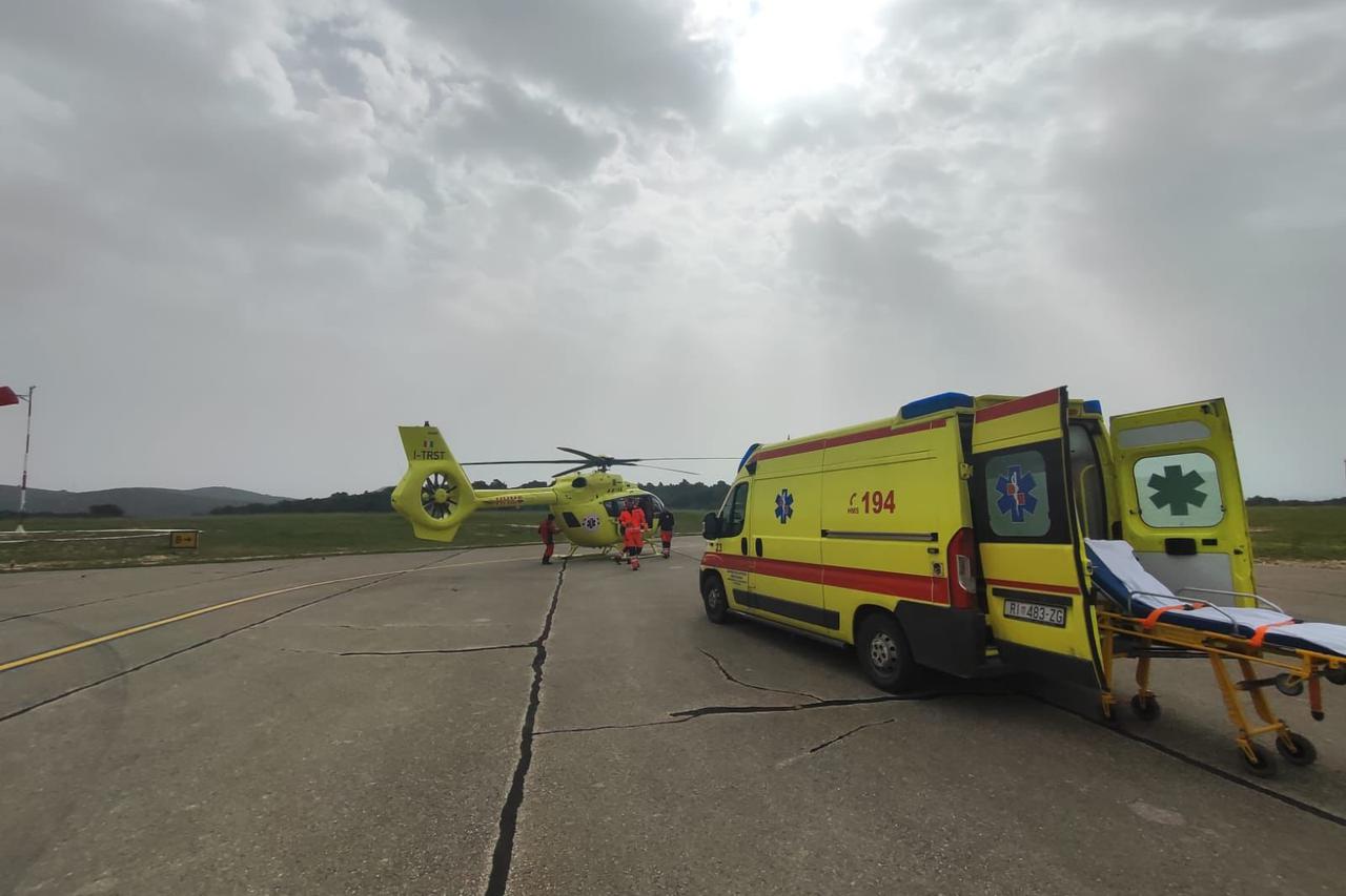 Pokazna vježba povodom početka rada cjelogodišnje Hitne helikopterske medicinske službe