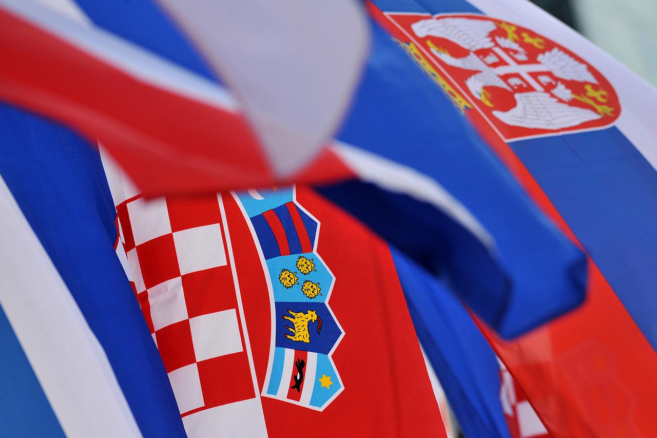 Hrvatska i srpska zastava