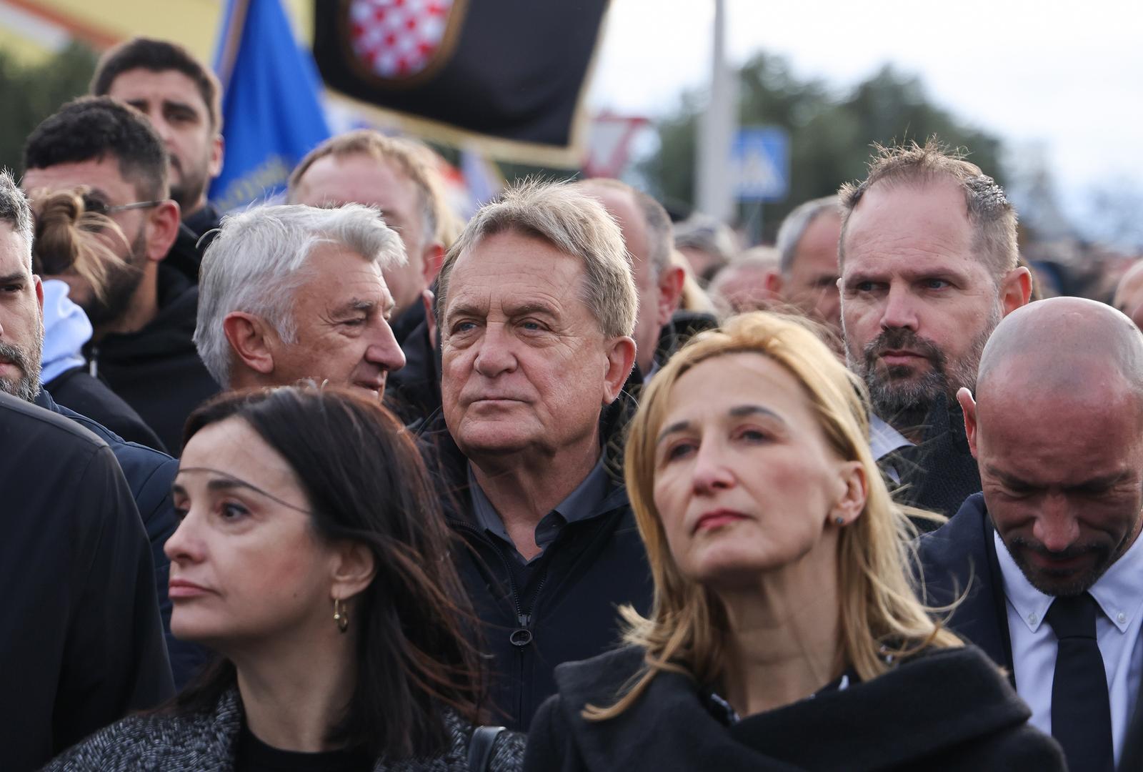 18.11.2025. Skabrnja -  Povodom obiljezavanja Dana sjecanja na zrtve Domovinskog rata i Dana sjecanja na zrtvu Vukovara i Skabrnje, izaslanici Predsjednika Republike i izaslanstvo Vlade  sudjelovali su na  programu obiljezavanja 34. obljetnice stradanja Skabrnje. Photo: Sime Zelic/PIXSELL