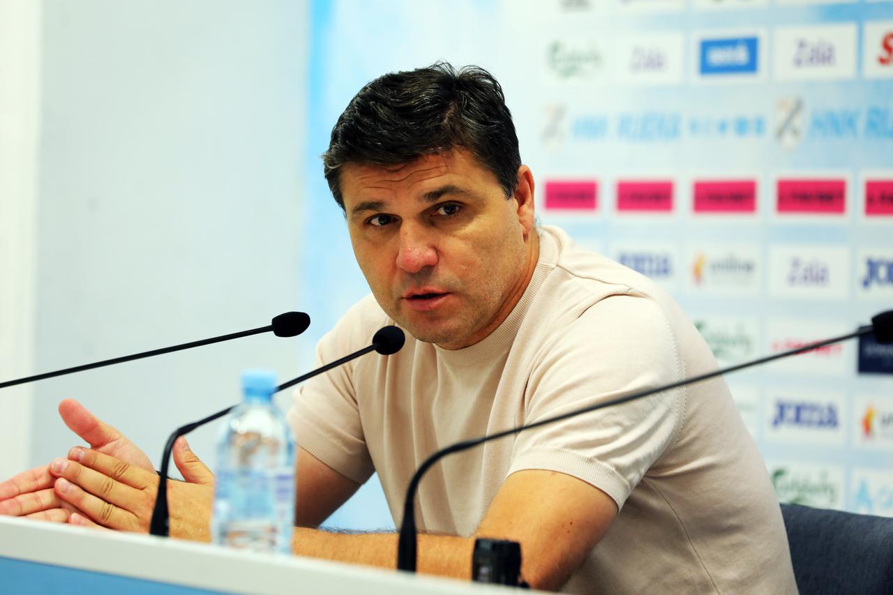 Rijeka: Radomir Đalović i Darko Raić Sudar na konferenciji za medije