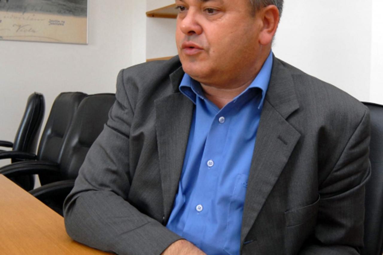 'slavonija-25.01.10-slavonski brod -hrvatska -  rn:grad--mirko duspara gradonacelnik grada broda Photo: Ivica Galovic/PIXSELL'