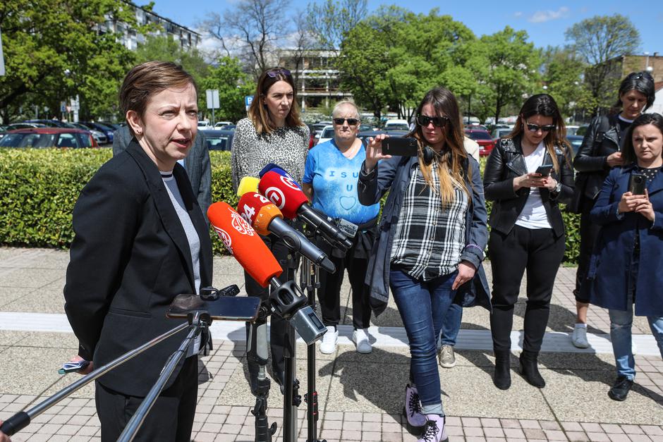 Zagreb: Danijela Dolenec o odluci suda o mjeri roditelj-odgojitelj