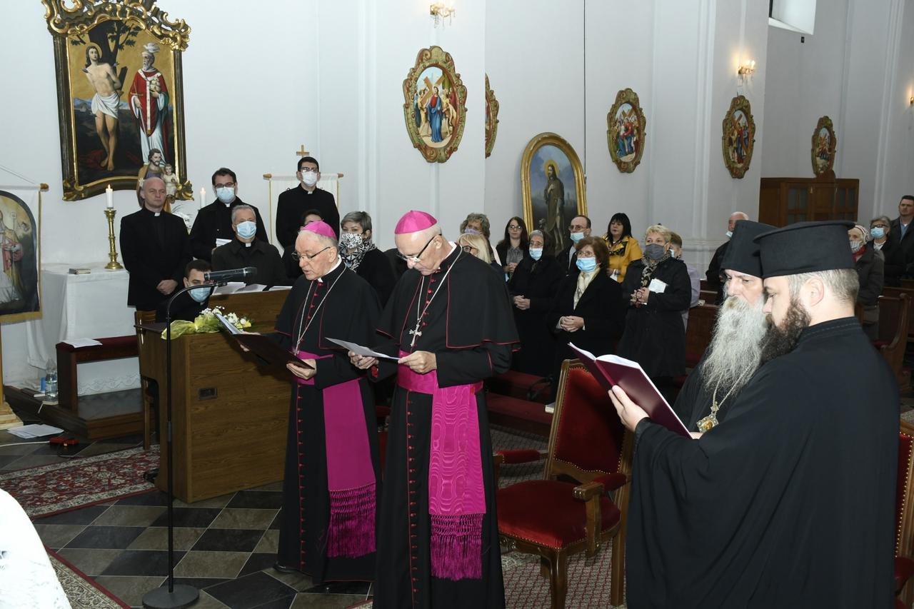 Apostolski nuncij u Republici Hrvatskoj nadbiskup Giorgio Lingua posjetio Jasenovac