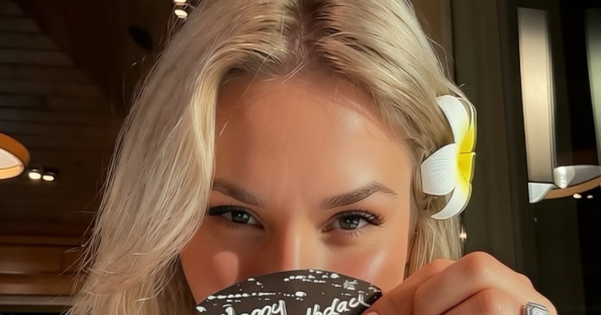 FOTO Glumica objavila šokantnu fotografiju s vjenčanja: On je imao 51 godinu, a ja sam imala 16