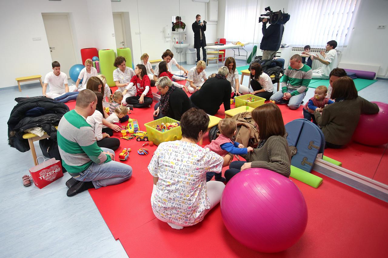 30.12.2014., Zagreb, Prilaz Gjure Dezelica 79 - Otvorenje novouredjenog prostora za fizikalnu terapiju Klinike za djecje bolesti Zagreb.  Photo: Igor Kralj/PIXSELL