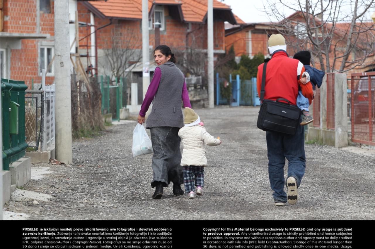 romi,cigani,kozari bok,kozari putevi (1)