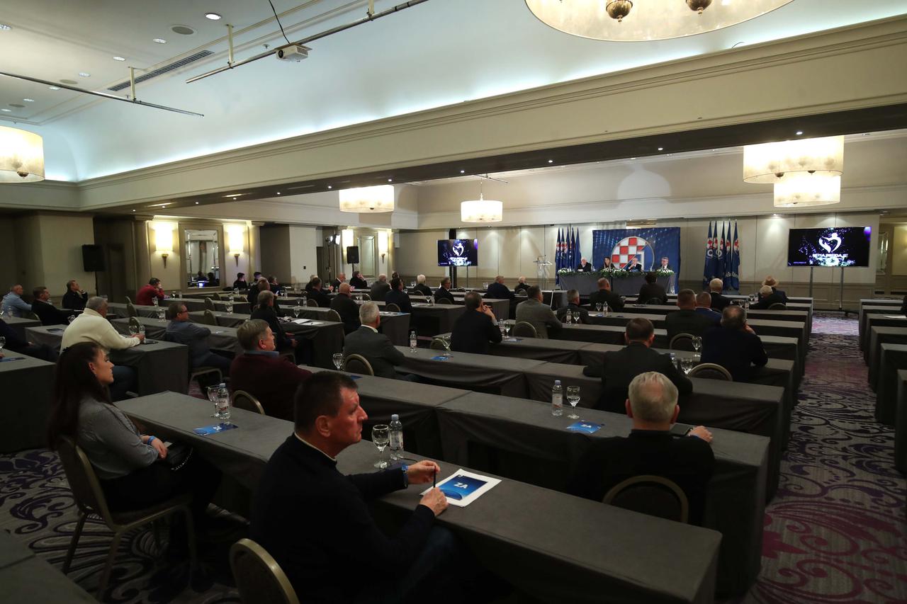 Zagreb: U Hotelu Sheraton održana je skupština Dinama