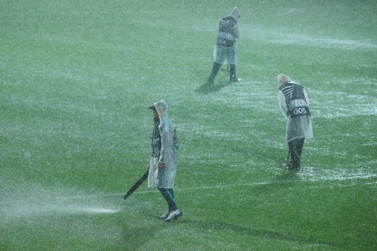 Utakmica između Rijeke i Sparte Prag u Konferencijskoj ligi prekinuta zbog kiše