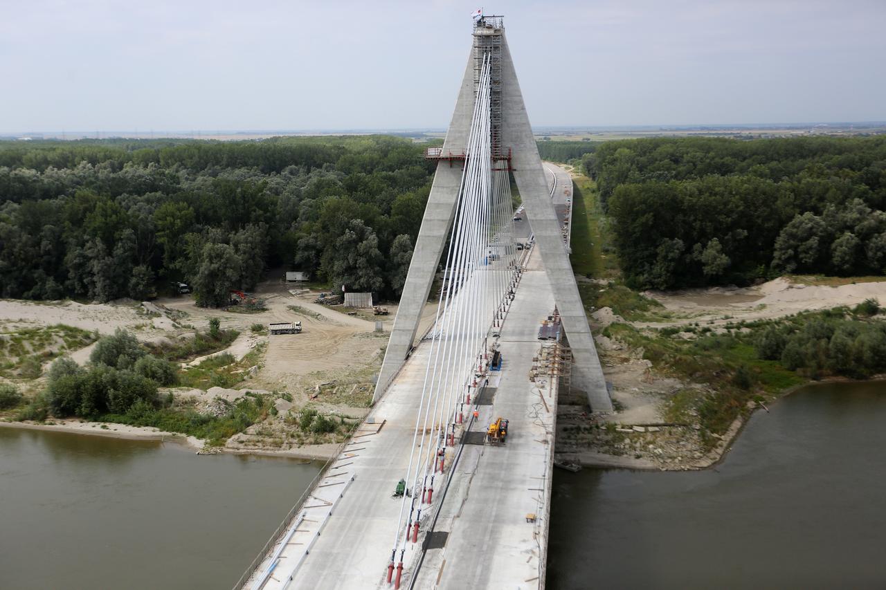 Gradilište najvećeg mosta u Hrvatskoj KATEGORIJE