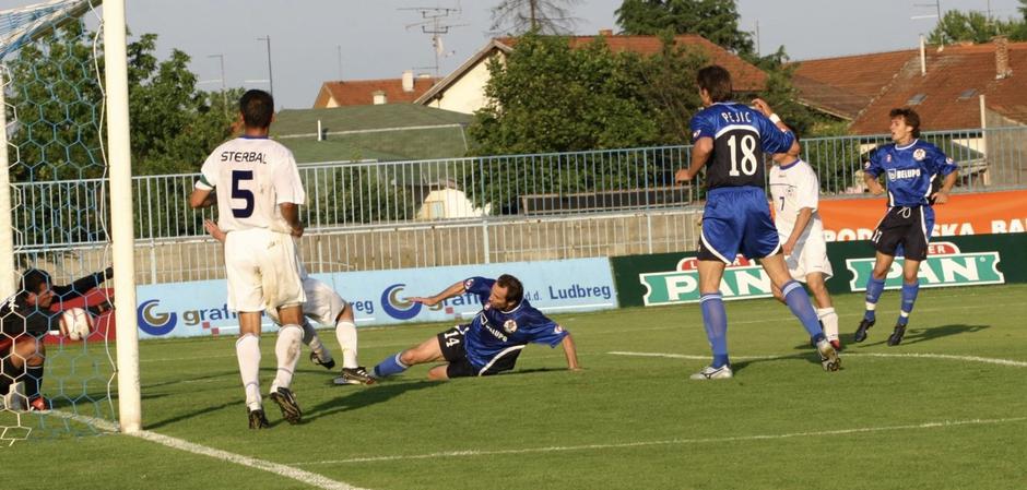 Jambrušić u napadu s još dvije legende HNL-a, Marijom Dodikom i Pero Pejićem
