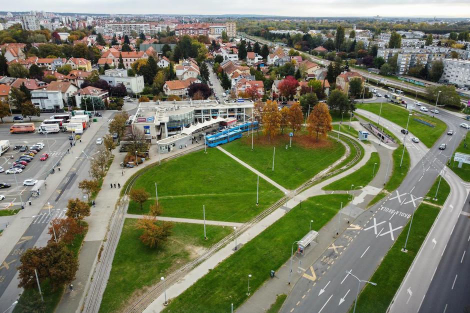 Fotografije iz zraka okretišta tramvaja na Borongaju