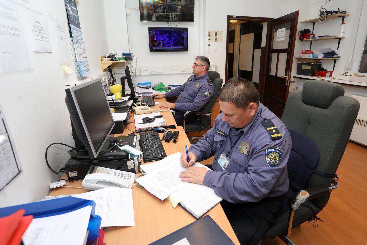 Karlovac: Gradonačelnik Mandić obišao žurne službe u novogodišnjoj noći