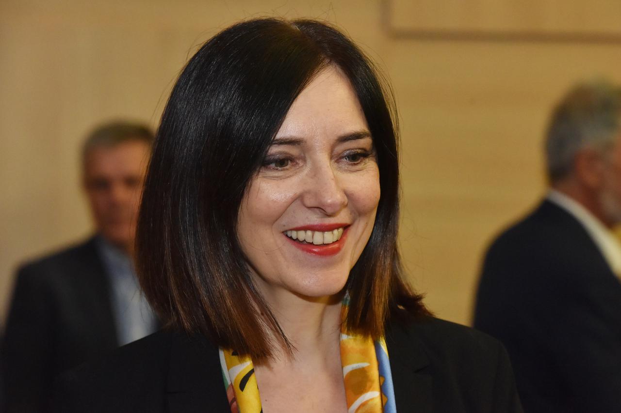 Ministrica Divjak sudjelovala na stručnom skupu ravnatelja osnovnih škola