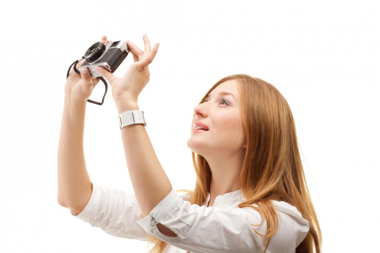 fotoaparat i zena