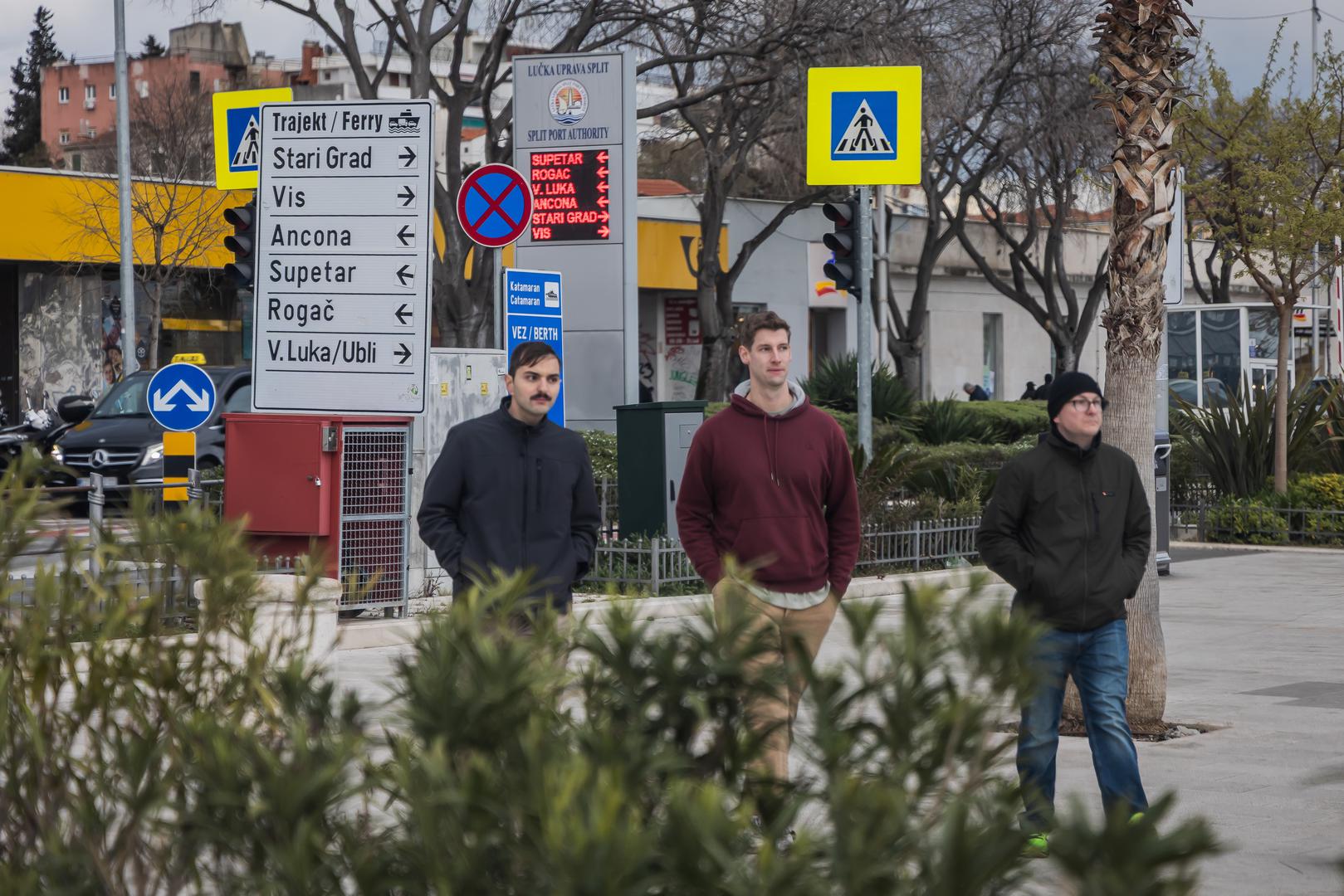 Najveći američki nosač aviona ponovno je stigao u Split – USS Gerald R. Ford uplovio je u Brački kanal, samo šest mjeseci nakon svog posljednjeg boravka u gradu. 