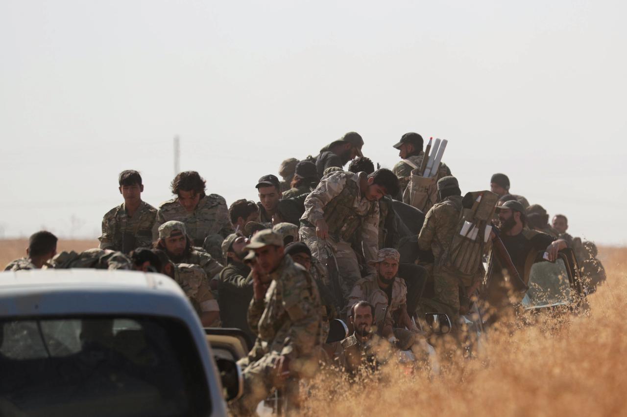 Uz tursku vojsku bore se i islamistički pobunjenici