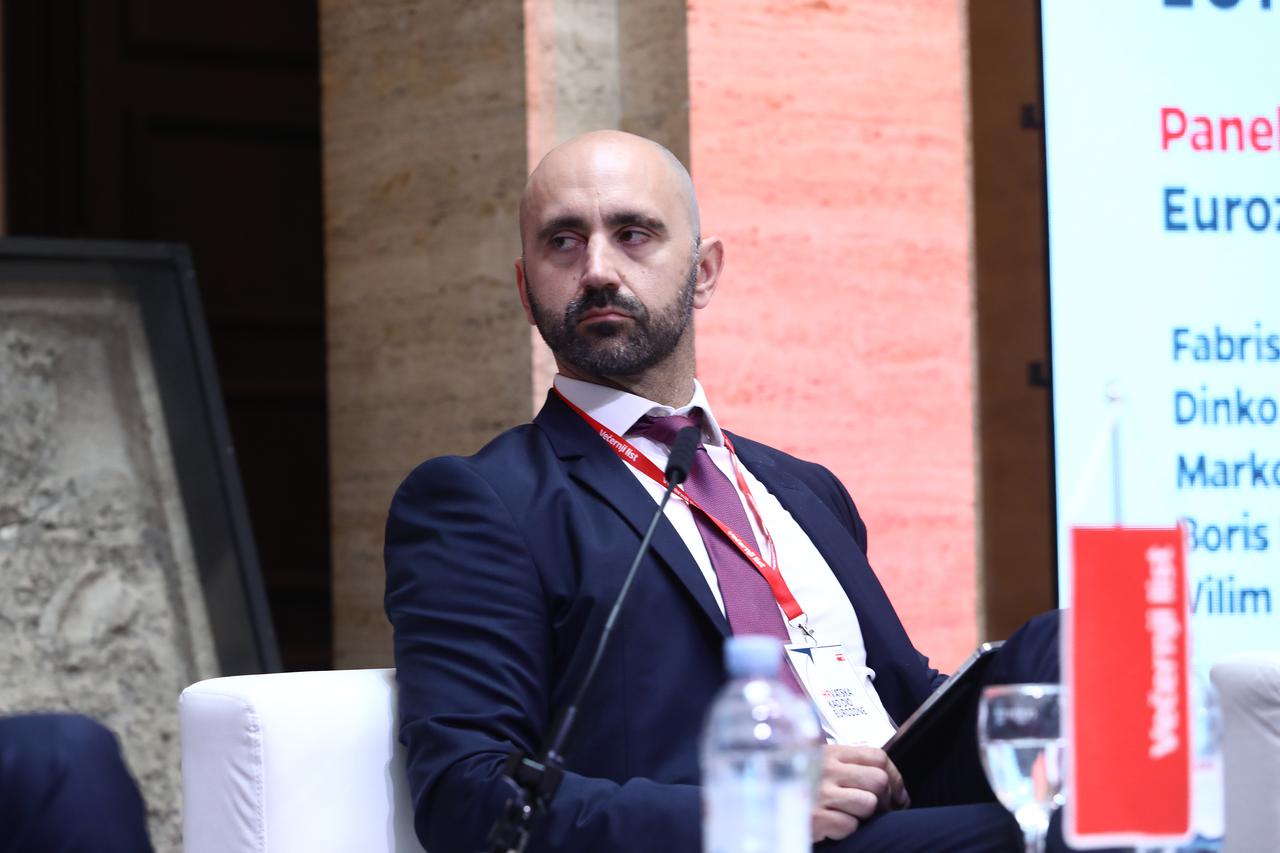 Zagreb: Konferencija "Hrvatska kao dio eurozone": Panel: Eurozona - prilike i zamke za hrvatsko gospodarstvo