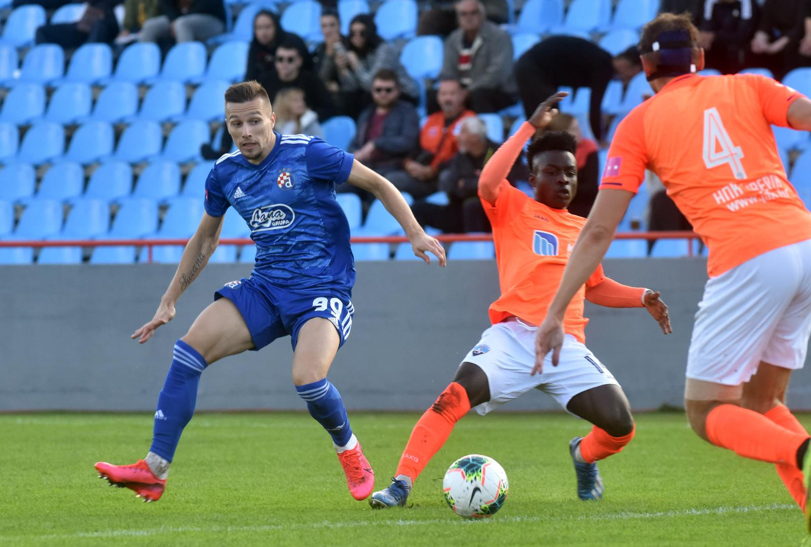 Dinamo je danas u devetom kolu HNL-a na Šubićevcu svladao Šibenik s 2:0