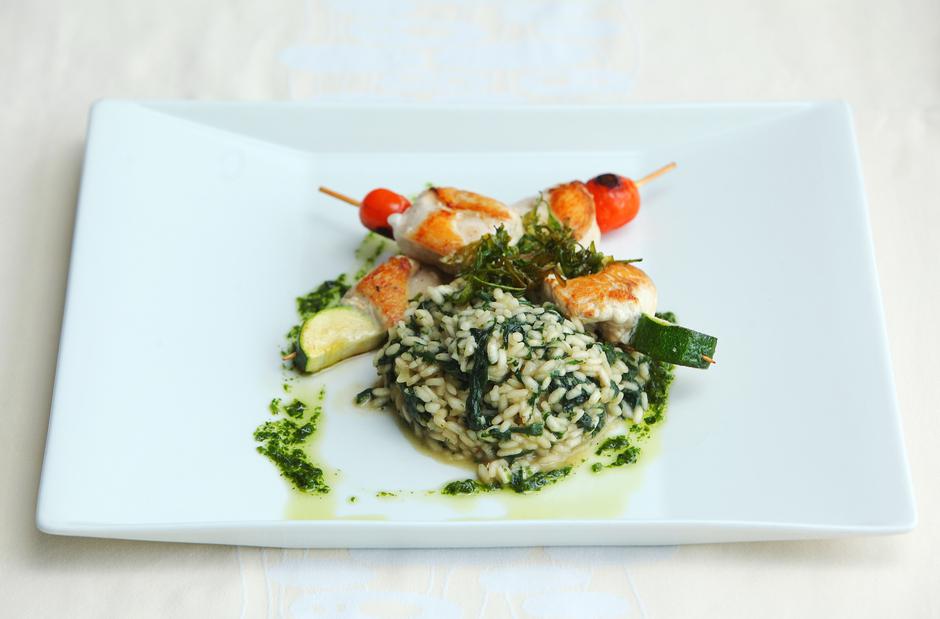 RESTAURANT BON APPETIT