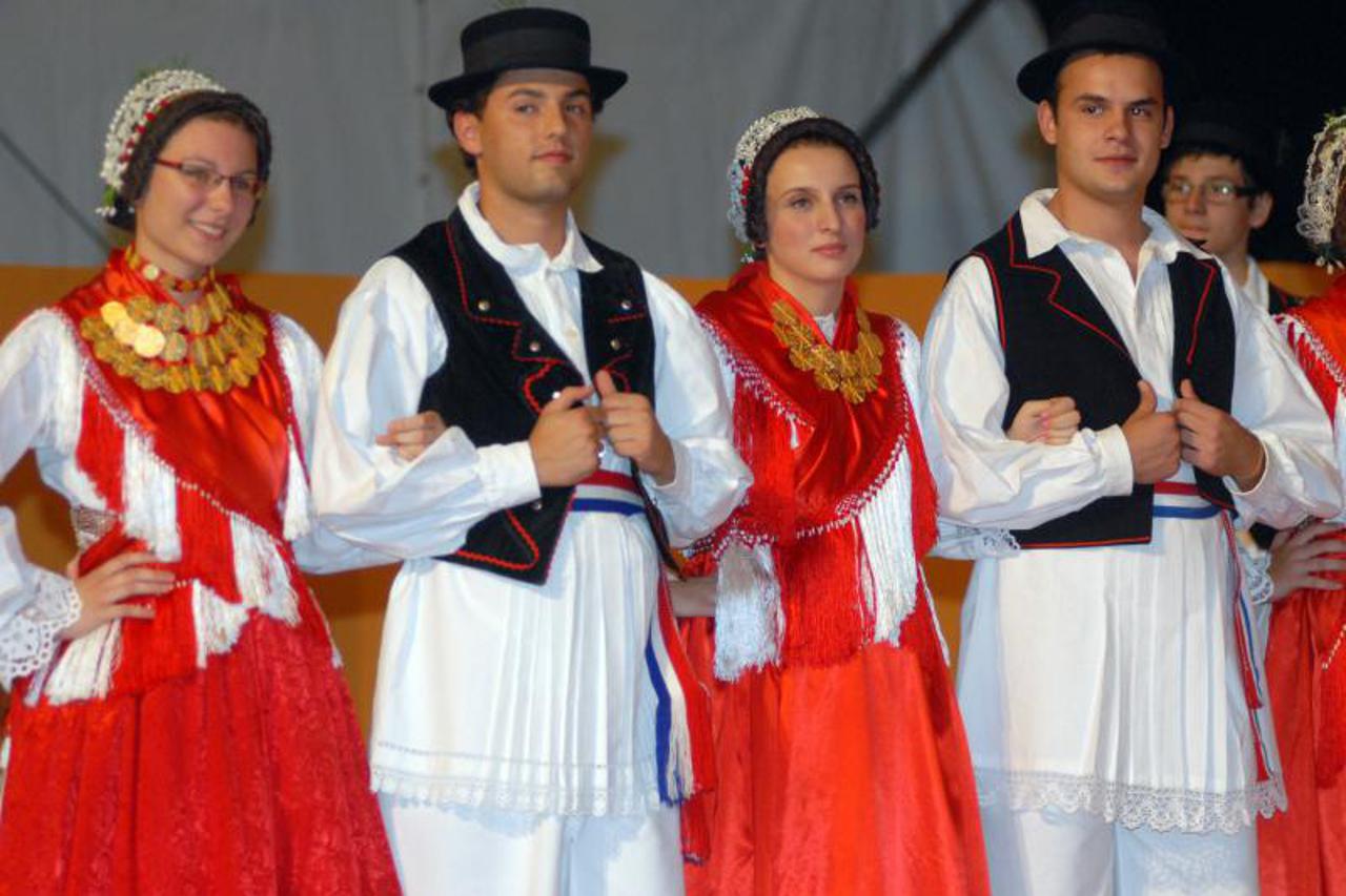 folklorne veceri (1)