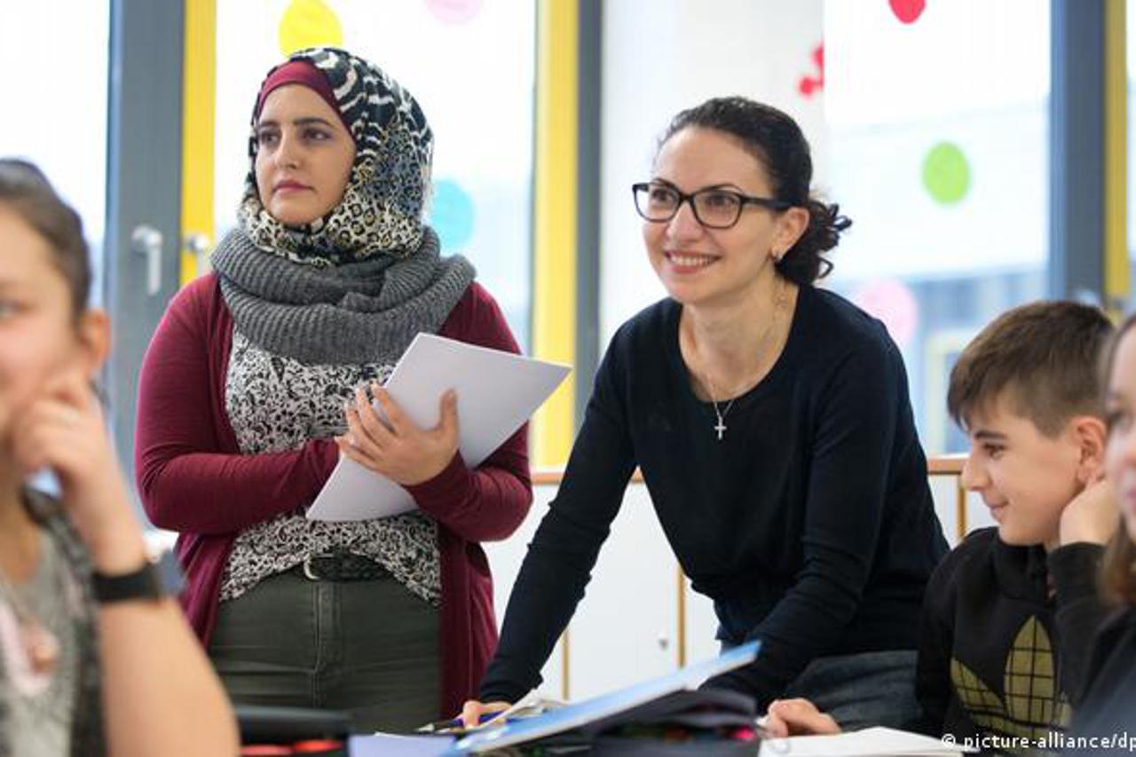 Program "Lehrkräfte Plus" u Bielefeldu