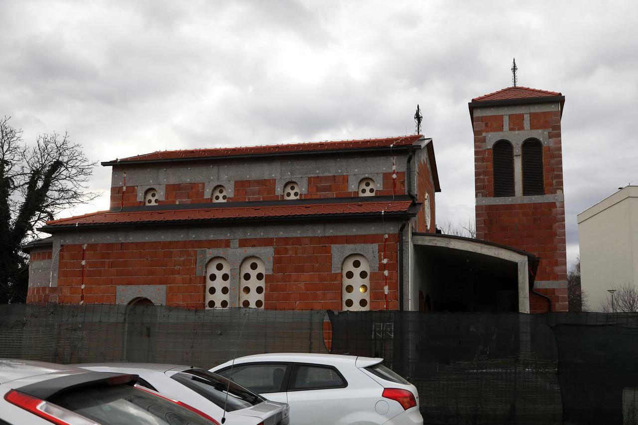 Pupovac na otvorenju hrama Svetog Spiridona Čudotvorca u Petrinji